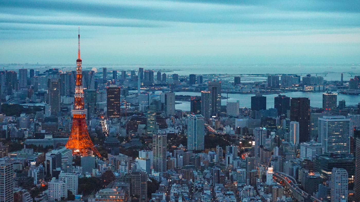 Tokyo cityscape used to illustrate a guide to pre-wedding photo locations